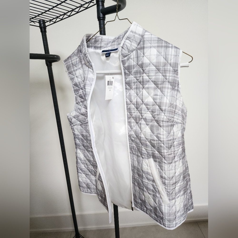 Karen Scott Sport lightweight vest Large